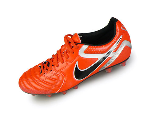 나이키 티엠포 슈퍼리게라 3 HG-E AF (555303-600)